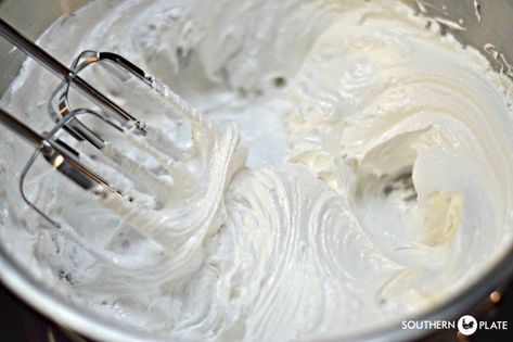 7 Minute Icing, Seven Minute Frosting, 7 Minute Frosting, Southern Plate, Icing Frosting, Ice Cake, Peanut Butter Cake, Cupcake Frosting, Fool Proof Recipes