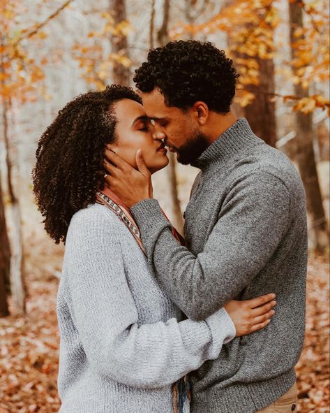 Georgia Fall, Fall Couples, Fall Tones, Sunset Session, Relationship Therapy, Anniversary Photoshoot, Godly Relationship, Black Love Couples, Black Couples Goals