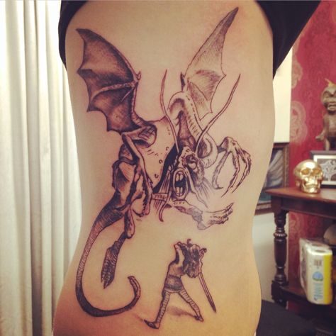 Alice fighting the Jabberwocky. My favorite poem recited to me by my mother when I was young. Representative that you can conquer anything! Jaberwoki Alice In Wonderland, Jabberwocky Tattoo, Jabberwocky Alice In Wonderland, The Jabberwocky, Tiny Tats, Wonderland Tattoo, Cute Tattoo, Awesome Tattoo, Sleeves Ideas