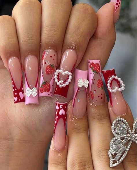 Valentine Day Nails With Rhinestones, Brown Valentines Nails, Valentines Day Braids, Valentines Toe Nail Designs, Vday Nails Valentines Day, Pink Rhinestone Nails, Uñas Coquette, Sanrio Nails, Winter Nail Art Ideas