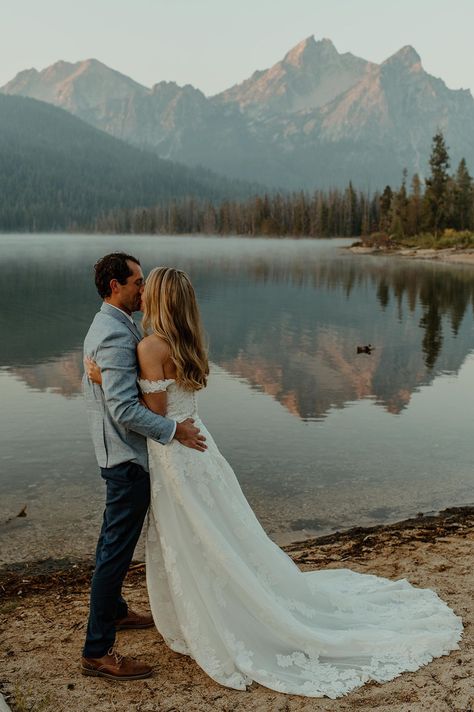 Redfish Lake Idaho Wedding, Stanley Idaho Elopement, Stanley Idaho Wedding, Mountain Micro Wedding, Dolomites Elopement, Boho Mountain Wedding, Sun Valley Wedding, Idaho Elopement, Idaho Wedding Venues