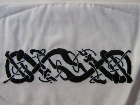 Norse Clothing, Viking Embroidery, S Embroidery, Historical Reenactment, Celtic Knotwork, Tablet Weaving, Viking Symbols, Viking Art, Norse Vikings