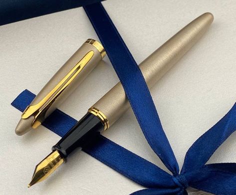 New Pen, Fountain Pens, Champagne Gold, Fountain Pen, Gold Trim, United Kingdom, Champagne, Pen, Ships