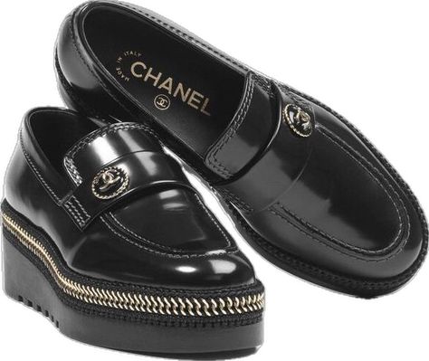 Chanel Store, Chanel Casual, Fashion Chanel, Chanel Official, Chanel Official Website, Fancy Shoes, Leather Block Heels, School Shoes, Pretty Shoes