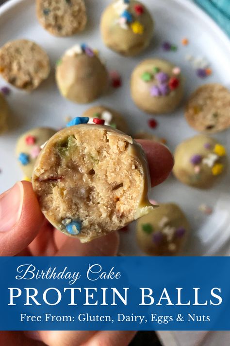 These no bake Protein Balls taste like cake batter! This healthy recipe is Vegan, Paleo, grain free, egg free, dairy free, and low carb. Great for a quick treat or an energizing snack. #proteinrecipes #vegan #paleo #lowcarb Dairy Free Protein Balls, Mini Egg Protein Balls, Protein Balls Without Oatmeal, Nut Free Protein Snacks, Protein Balls No Oats, No Oats Protein Balls, Protein Balls Gluten And Dairy Free, Grain Free Protein Balls, Sugar Cookie Protein Balls