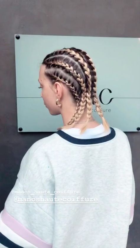 White Girl Cornrows, Island Twist Hairstyle, Box Dreads, Boxer Braids Hairstyles, White Girl Braids, Hidden Hair Color, Island Twist, Twist Hairstyle, Two Braid Hairstyles