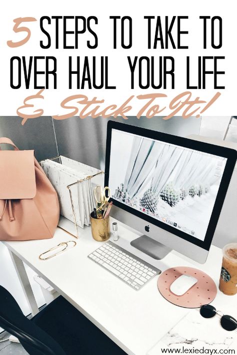 5 Things To Do To Overhaul Your Life — True You Lifestyle Dorm Shopping List, Dorm Hacks, Dorm Shopping, Shopping On A Budget, Student Dorm, College Freshman, Managing Money, College Money, Savings Planner