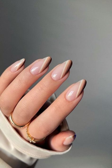 Fall Almond Nails, Acrylic Nails Almond Shape, Fall Nail Inspo, Nails Gradient, Manicured Nails, Unghie Sfumate, November Nails, Fall Gel Nails, Nails Colors