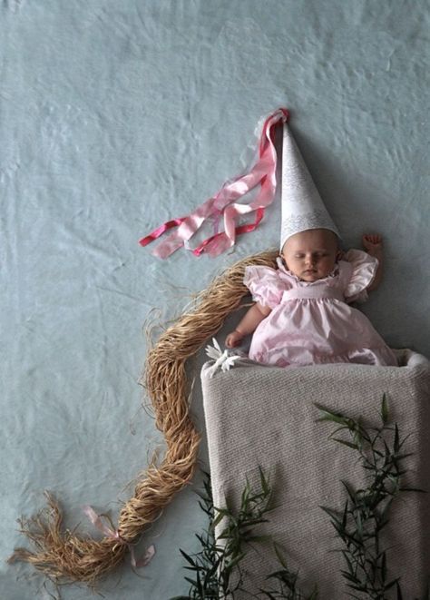 corruptmentalityrecklessbeauty:  Baby Rapunzel ^ Rapunzel Photo, Baby Rapunzel, Photo Rain, Baby Story Books, Grey Nursery Boy, Baby Boy Newborn Pictures, Trendy Baby Blankets, Boy Photo Shoot