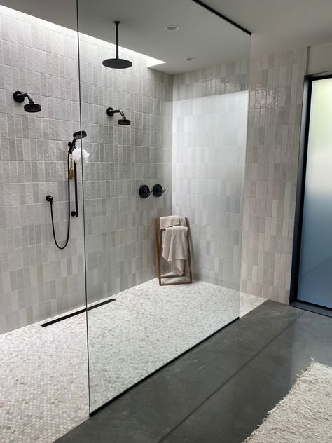 Stack Bond - Omniblock Dual Shower Heads Master Baths, Ada Bathroom, Full Bathroom Remodel, Luxury Closets Design, Bathroom Redesign, Master Bath Remodel, Luxury Shower, Bathroom Design Inspiration, Bathroom Remodel Designs