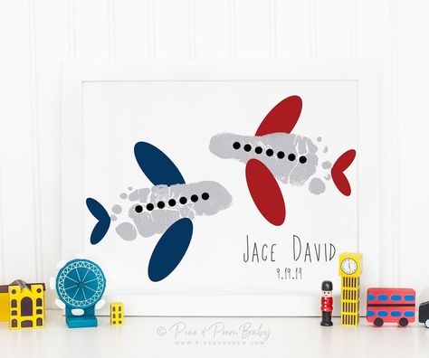 Summer Crafts For Toddlers, Baby Footprint Art, Travel Nursery, Transportation Crafts, Baby Art Projects, Footprint Crafts, Airplane Baby, Baby Footprint, Footprint Art