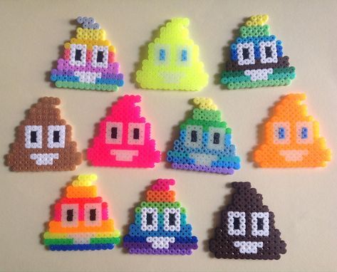 Rainbow Hama Beads, Rainbow Perler Beads, Easy Hama Bead Designs, Iron Beads Disney, Rainbow Perler Bead Patterns, Cute Hama Beads, Iron Beads Ideas Cute, Perler Rainbow, Melty Beads Patterns