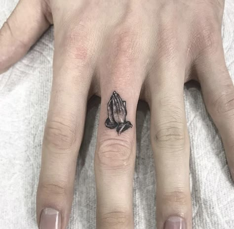 Romeo Lacoste Best Small Tattoos, Mama Tattoo, Small Girly Tattoos, Small Finger Tattoos, Finger Tattoo Designs, Religious Tattoos, Hand Tattoos For Women, Small Hand Tattoos, Cool Small Tattoos