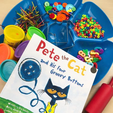 Pete the Cat and his Four Groovy Buttons play dough tray!  I read this book to introduce the math center every back to school and thought… School Themed Activities, Pocket Of Preschool, Dramatic Play Centers, Early Childhood Classrooms, School Rules, Themed Activities, Pete The Cat, Beginning Of School, School Themes