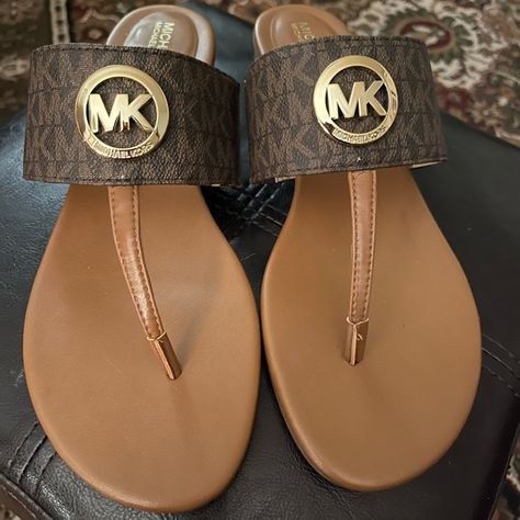 Michael Kors Sandals Michael Kors Slippers, Michael Kors Sandals, Red Label, Michael Kors Shoes, Thong Sandals, Shoe Game, Womens Flip Flop, Clothing And Shoes, Michael Kors