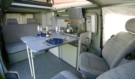 Eurovan Camper – Road Trip Oregon Tiny Caravan, Land Rover Camper, Road Trip Oregon, Vw Interior, Sprinter Van Camper, Eurovan Camper, Westfalia Camper, Campervan Rental, Sprinter Van Conversion