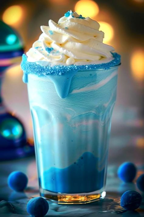 Star Wars Ice Cream, Blue Milk Recipe, Blue Milkshake, Bantha Milk, Coffee Milkshake Recipe, Blueberry Milkshake, Best Milkshakes, Frappe Recipe, Whiskey Recipes