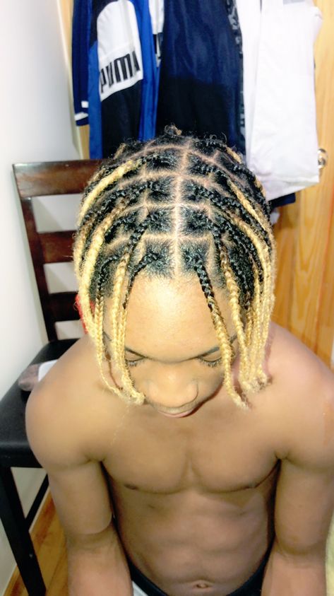 Ombre black and blonde box braids male Off White Braids Men, Dyed Braids Men, White Men Box Braids, Blonde Braids Men, Male Box Braids, Male Individual Braids, Black To Blonde Braids Ombre, Men’s Box Braids Long Hair, Boys Dyed Hair