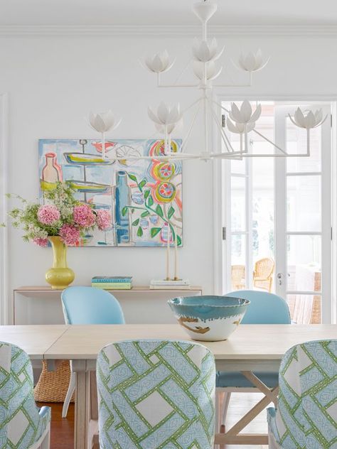 Sea Island No. 2 - Johnson Vann Interiors Palm Beach Style Living Room, Coastal Maximalist Decor, Colorful Beach House, Hilltop House, Luxury Hotel Bedroom, Sun Rooms, Deco Living Room, Cozy Cottages, Beach House Interior Design