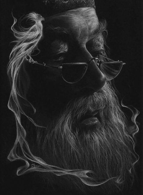 White pencil on black paper drawing by an Estonian artist Marilyn Portrait Au Crayon, Art Harry Potter, Draw Realistic, Black Paper Drawing, Drawing Eyes, Drawing Hair, Images Harry Potter, Harry Potter Drawings, Drawing Faces