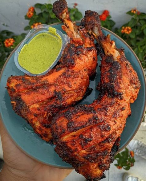 Food From All Around The World, Indian Chicken Tandoori, Marinating Chicken, Chicken Tandoori, Channel Ideas, Tandoori Masala, Butter Chicken Recipe, Indian Flag, Indian Restaurant