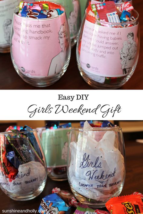 Easy DIY Girls Weekend Gift | sunshineandholly.com | girls trip | moms night out Ladies Camping Weekend, Ladies Night Gift Bag Ideas, Ladies Trip Gift Ideas, Fun Girls Weekend Ideas, Girls Weekend Ideas Gifts, Girls Getaway Weekend Gifts, Ladies Weekend Ideas, Girls Trip Gift Ideas, Girls Weekend Gifts Bags