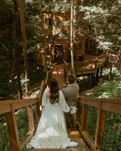 A treehouse forest elopement 🌿 | Paige & Andrew From getting ready in the treehouses, to a beautiful, secluded ceremony with their seven closest friends & family, to an intimate dinner of pizza & cake, and closing out the day with a hot tub plunge. I had so much fun yesterday. Days like this are why I have such a strong love for elopements: the day is exactly what you want it to be. Cheers to you P & A 🥂 Couple: @paige_barbara & Andrew Venue: @hockinghillstreehousecabins Hair & Makeup: ... Forest Elopement, Pizza Cake, Intimate Dinner, Days Like This, Strong Love, Wedding Vibes, Getting Ready, Future Wedding, Tree House