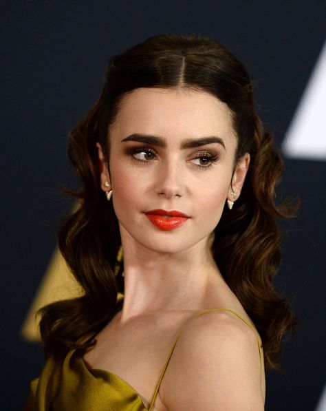 Lily Collins Hairstyles, Lily Collins Makeup, Lily Jane Collins, ليلي كولينز, Belle Hair, Lily Collins Hair, Lily Collins Style, Hair Red, Wedding Hair Inspiration