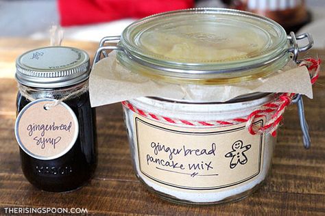 Gingerbread Pancakes + Dry Mix Mixes For Gifts, Gingerbread Pancake Mix, Diy Pancake Mix, Gingerbread Pancakes Recipe, Breakfast Gift Basket, Pancake Mix Recipe, Gingerbread Pancakes, Gingerbread Syrup, Diy Breakfast