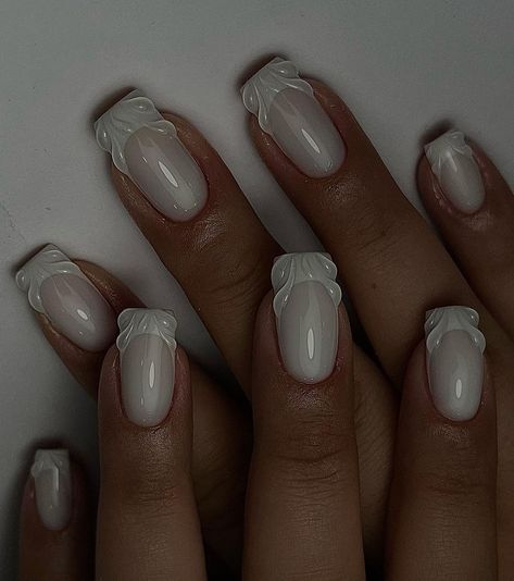 White Textured Nails, Milky White Nail Art, Nail Picking, 3d Nail Designs, White French Tip, Drip Nails, White Nail Art, Round Nails, Milky White