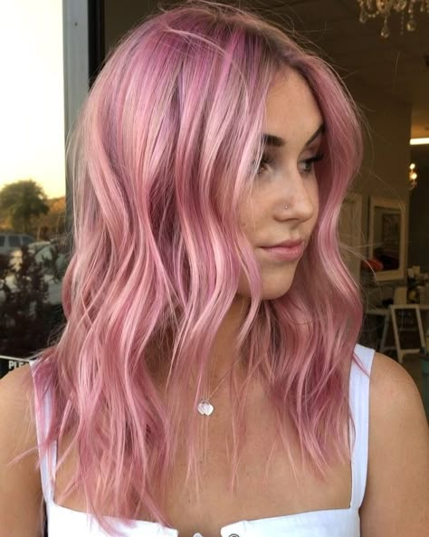 Subtle Pink Hair, Balayage Bangs, Cool Hair Styles, 50 Shades Of Pink, 70s Hair, Cheer Hair, Blondes Have More Fun, Bright Hair Colors, Hollywood Waves