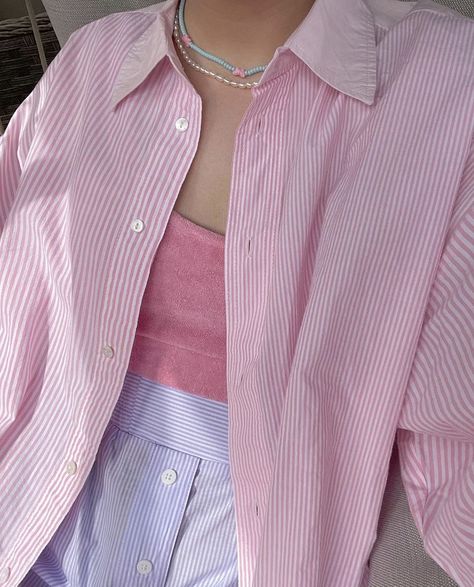 Pink Linen Shirt Outfit, Pink And Blue Outfit Aesthetic, Pink Ootd, Pink Shirt Outfit, Tout Rose, Everyday Fashion Outfits, Outfits Casuales, Teen Fashion, Cute Casual Outfits