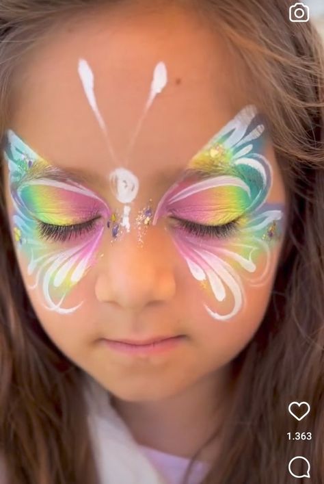 Butterfly Makeup Kids, Barbie Face Paint, Butterfly Face Paint Easy, Rave Face Paint, Face Painting Butterfly, Face Paint Butterfly, Kids Face Painting Easy, Face Painting Unicorn, Face Painting Images