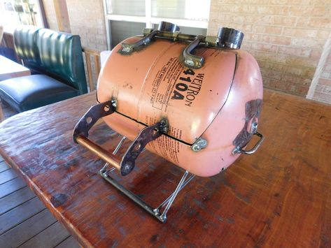 Gas Bottle Bbq, Bbq Grill Diy, Custom Bbq Grills, Homemade Grill, Grill Ideas, Portable Charcoal Grill, Diy Grill, Propane Grill, Bbq Grill Design