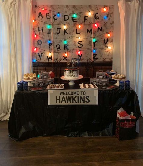 Stranger things party | CatchMyParty.com Stranger Things Decorations, Stranger Things Birthday Party Ideas, Stranger Things Birthday Party, Stranger Things Birthday, Stranger Things Halloween Party, Stranger Things Theme, 11 Stranger Things, Stranger Things Halloween, 13th Birthday Parties