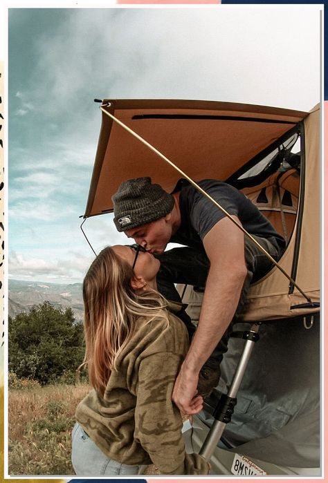 Planning a rooftop tent camping adventure? Look no further! Discover 8 essential tips to make your experience unforgettable. From choosing the perfect rooftop tent to packing smart and staying safe, this guide has got you covered. Get ready for an epic outdoor journey with these expert-approved tips for rooftop tent camping. Rooftop Tent Aesthetic, Tent Aesthetic, Tent Camping Tips, Camping Ideas For Couples, Rooftop Tent Camping, Bestie Poses, Tent Photography, Camping Photos, Couple Camping