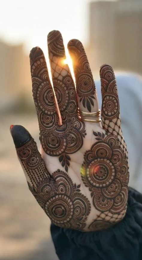 henna henna designs henna tattoo henna tattoos henna design henna tattoo designs hennas henna hand henna tattoo design Henna Tattoo Design, Beautiful Simple Mehndi Design, Short Mehndi Design, Bridal Mehndi Design, Simple Mehendi Designs, Mehndi Outfits, Simple Mehndi Design, मेहंदी डिजाइन, Mehndi Designs Bridal Hands