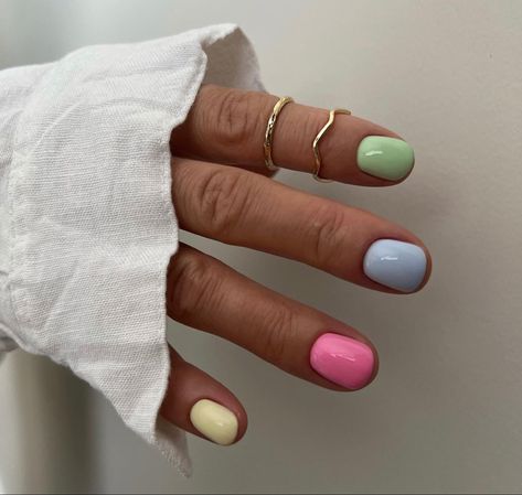 Multi Colored Pastel Nails, Multi Color Manicure Ideas, Multi Colour Acrylic Nails, Nails With Different Colors On Each Nail, Pastel Coloured Nails, Multi Nails Color, Multicolor Nails Spring, Different Shade Nails, Colourful Short Nails