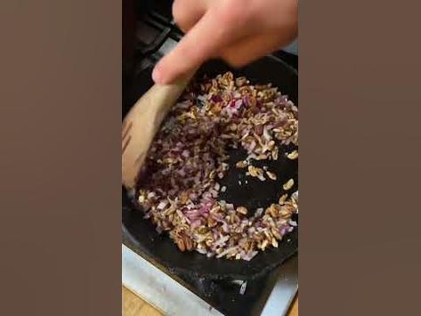 How we make kibbeh when we’re living off the land ❤️🇸🇾🇱🇧🇵🇸🇪🇬 #urbanhomestead #offgridliving Survival Recipes, Living Off The Land, Off Grid Living, Cooking Videos, The Land