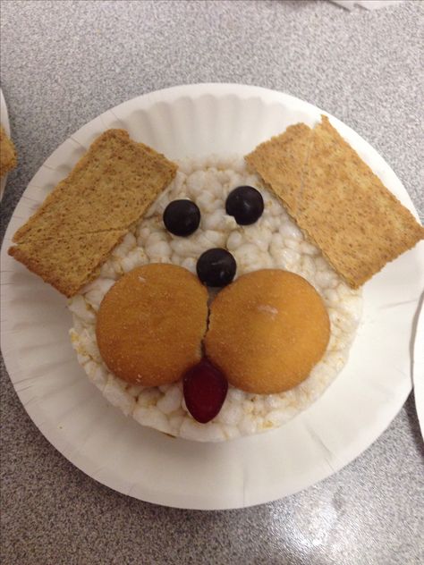 Dog snack for preschool #puppy #preschool #snack #pet #speechtherapy #food Preschool Cooking Activities, Pets Preschool Theme, Preschool Cooking, Theme Snack, Food Dog, Preschool Snacks, Pet Day, Dog Crafts, Dog Activities