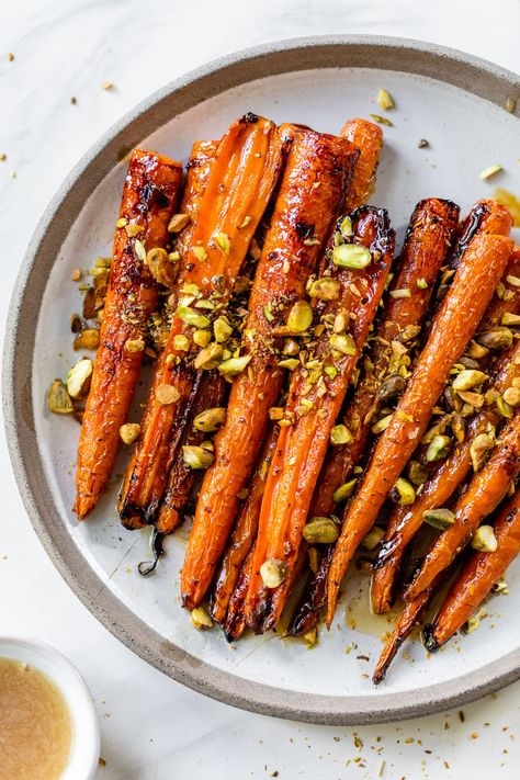 Maple Carrots Glazed, Maple Glazed Carrots Recipe, Maple Syrup Carrots, Glazed Carrot, Maple Roasted Carrots, Maple Syrup Glaze, Carrots Side Dish, Maple Glazed Carrots, Thanksgiving 2023