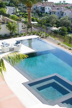 Infinity Pool Backyard, Pool Plans, Pool Design Modern, Outdoor Pool Area, Pools Backyard Inground, Luxury Swimming Pools, Swimming Pool House, Pool Remodel, Pools Backyard