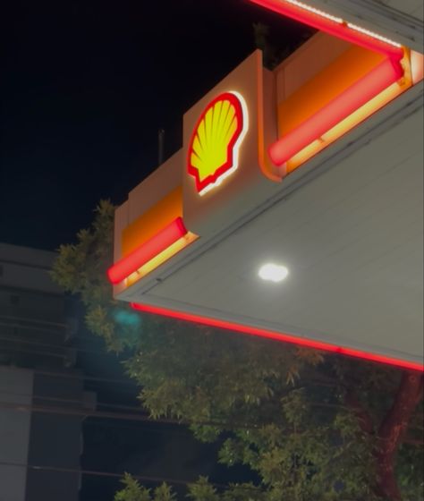 Shell Petrol Station Aesthetic, Shell Gas Station Aesthetic, Petrol Station Aesthetic, Shell Petrol Station, Station Aesthetic, Shell Gas Station, Hype Wallpaper, Petrol Station, Gas Stations