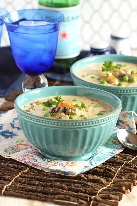 Creamy Chicken Soup with Artichokes and Mushrooms - The Suburban Soapbox Mushroom Artichoke, Chicken And Artichoke, Creamy Chicken Mushroom, Chicken Artichoke, Artichoke Soup, Scratch Cooking, Bullentin Boards, Oven Baked Chicken Breasts, Creamy Chicken Soup