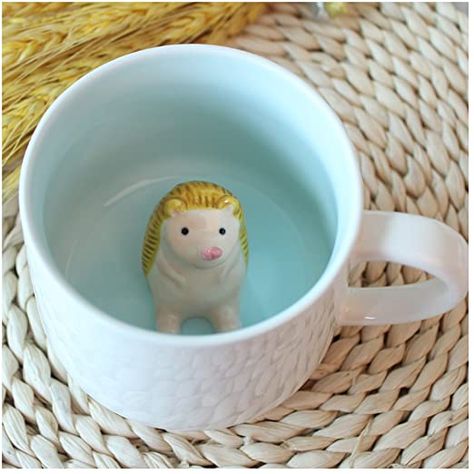 Hedgehog Accessories, Kawaii Cups, Hedgehog Gifts, Animal Mugs, Birthday Cup, Cute Hedgehog, Miniature Animals, Animal Statues, Ceramics Ideas Pottery