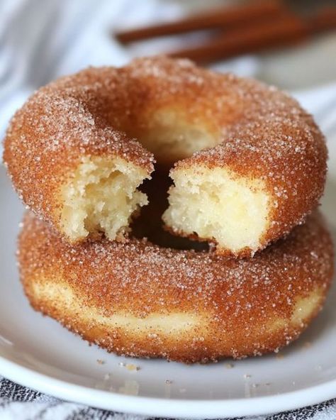 Cake Mix Donuts Recipe, Apple Cider Doughnut Recipe, Apple Doughnut, Cake Mix Donuts, Cider Donuts Recipe, Apple Cider Donuts Recipe, Apple Cider Donuts Baked, Doughnut Pan, Apple Bundt Cake