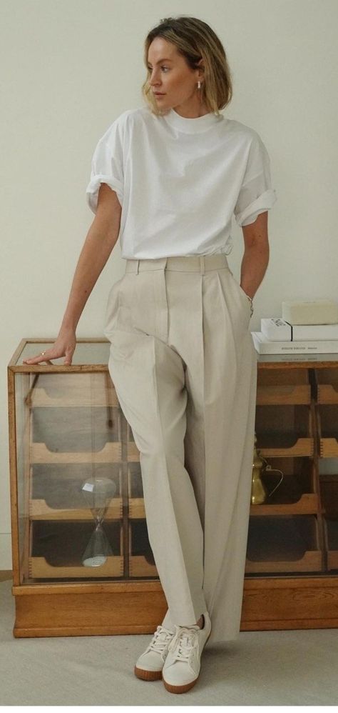 Normcore Aesthetic, Normcore Fashion, 여름 스타일, Skandinavian Fashion, Chique Outfits, Spring Look, Stil Inspiration, Smart Casual Outfit, Casual Work Outfits