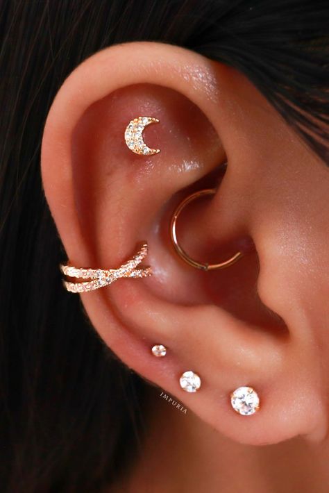 Cute Ear Piercing Combination Curation Ideas for Cartilage Daith Rook – Impuria Ear Piercing Jewelry Ušný Piercing, Ear Piercing Combinations, Minimalist Ear Piercings, Ear Piercing Ideas, Unique Ear Piercings, Ear Peircings, Ear Piercings Chart, Ear Piercing Jewelry, Cool Ear Piercings