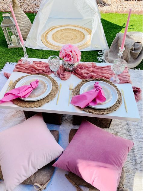 Pink Picnic, Pop Up, Laptop, Camping, Valentines, Table Decorations, Pink, Home Decor, Valentine's Day