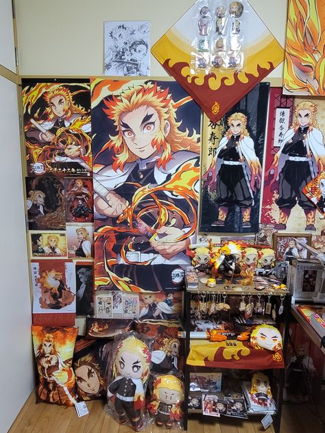 Rengoku Room Decor, Anime Room Demon Slayer, Anime Bedroom Ideas, Otaku Room, Slayer Meme, Anime Decor, Anime Accessories, Anime Room, Manga Collection